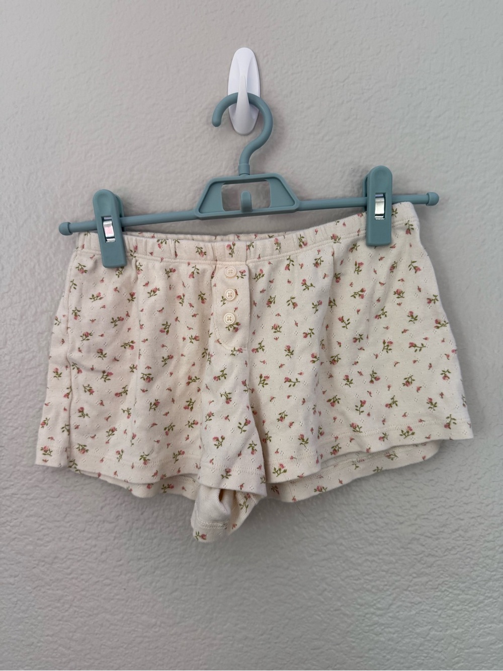 New without Tags Brandy Melville Flower Shorts
